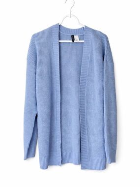 H&M Divided Sweater Women's Size XS‎ Long Sleeve Open Front Cardigan Light Blue